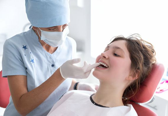 cosmetic dentist brisbane